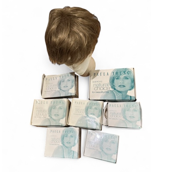 Lot of Paula Young clip on hair wigs - 8 unique styles in blonde - Picture 2 of 14